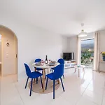 Apartment R-ammos Family *