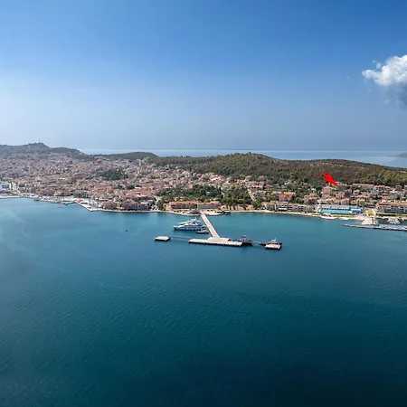 Apartment R-ammos Family