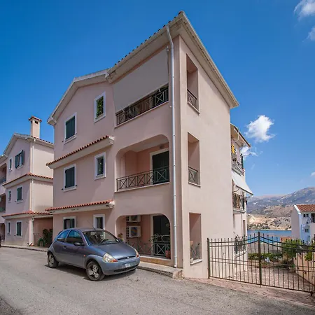 R-ammos Family アルゴストリオン