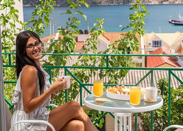 アパート R-ammos Family